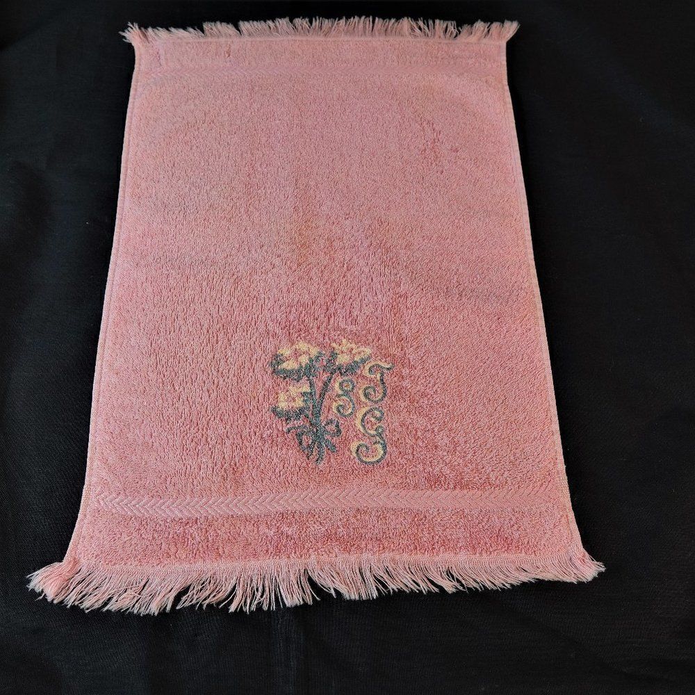 Vintage Martex Luxor Fingertip Hand Towel